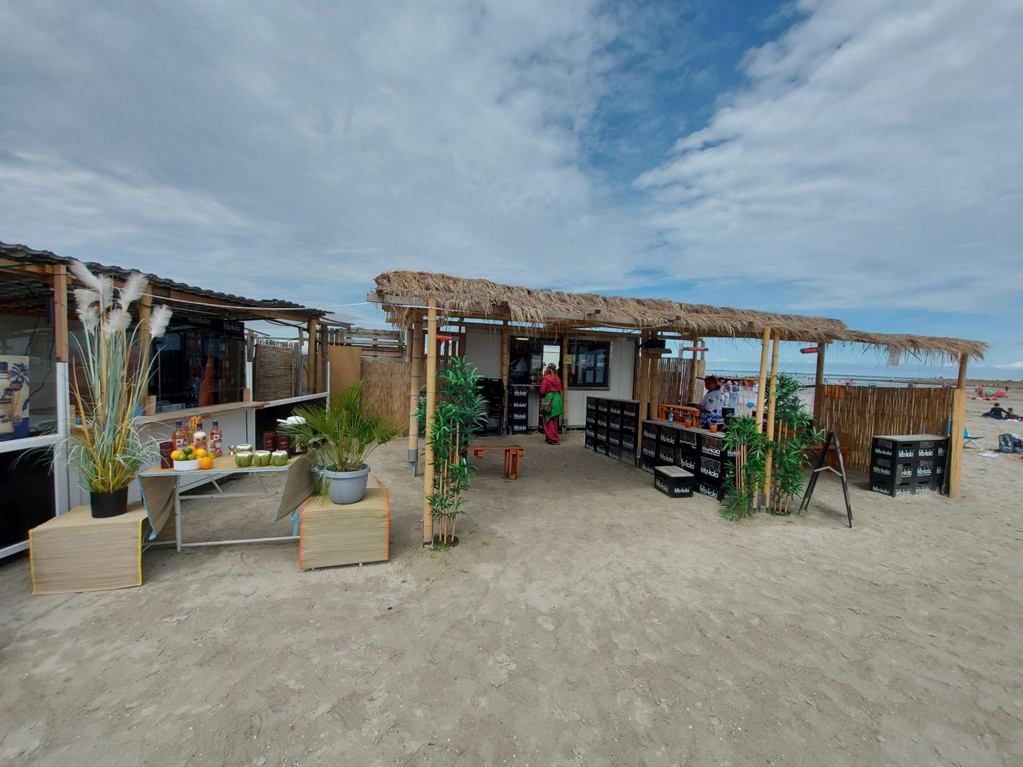 Haus Strandkorb Mit Fruehstuecksoption Bensersiel Exterior photo